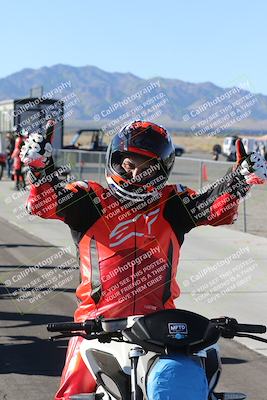 media/Dec-01-2025-Moto Forza (Mon) [[2daa91e15f]]/4-Around the Pits/